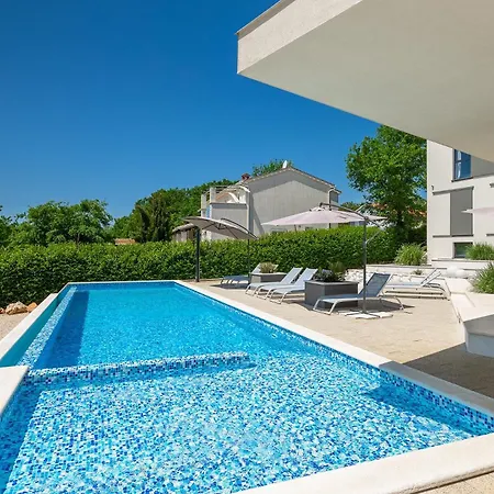 Grande Barbara Villa *