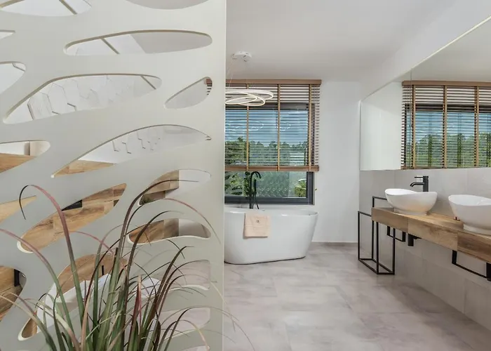 Vila Grande Barbara Vizinada