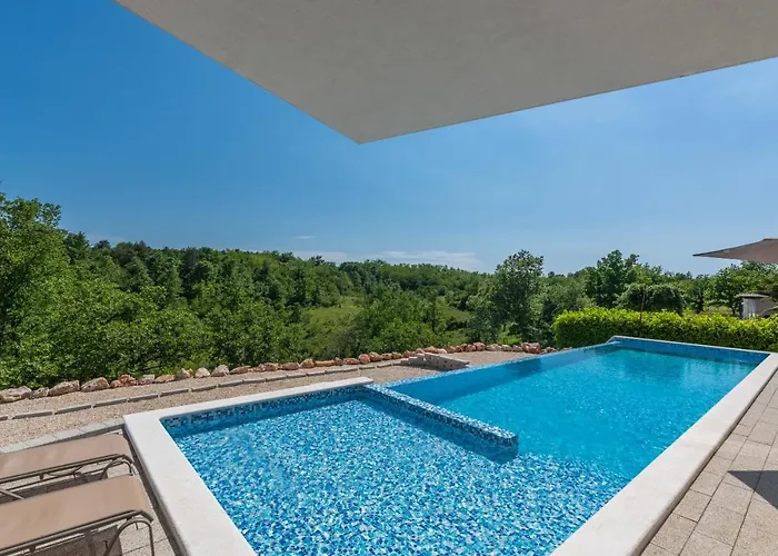 Vila Grande Barbara Vizinada